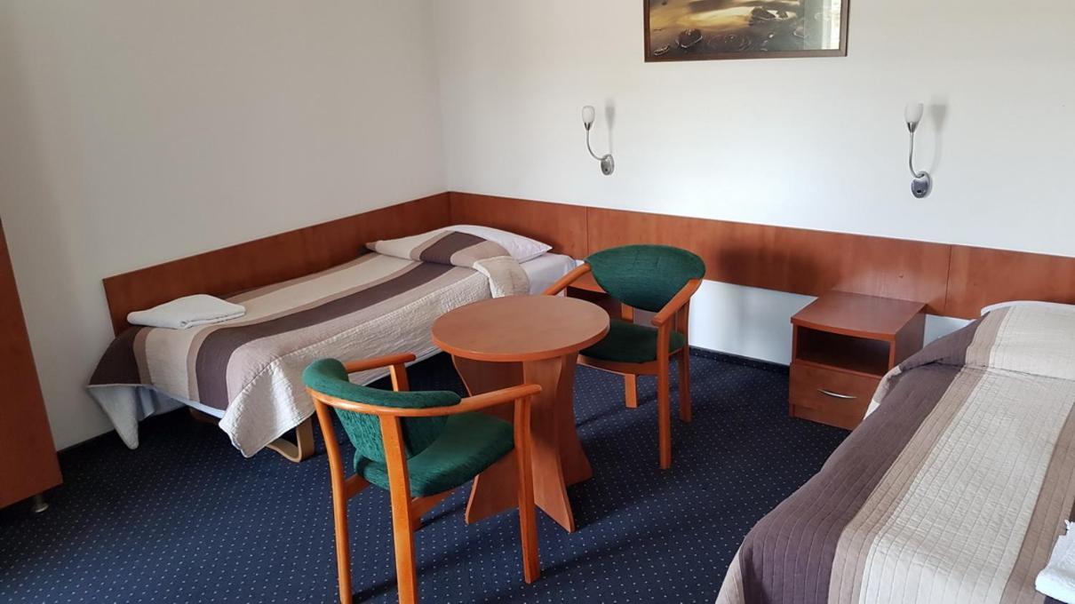 Hotel Alicja 우치 외부 사진